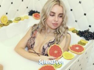 SelenaSvon Coquine Avenue