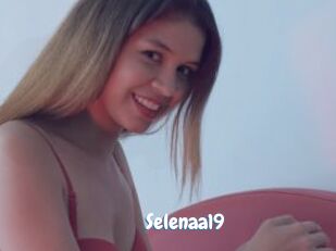 Selenaa19