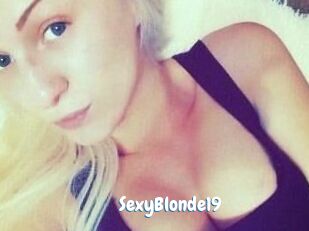 SexyBlonde_19