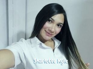 Sharlotte_Kyle