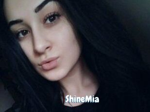 ShineMia