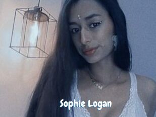 Sophie_Logan