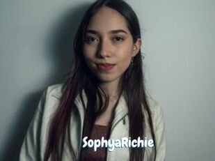 SophyaRichie