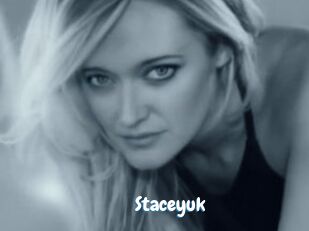 Staceyuk Coquine Avenue