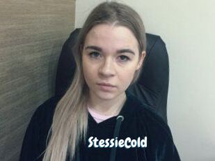 StessieCold Coquine Avenue