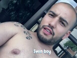 Swin_boy Coquine Avenue