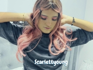 scarlettyoung Coquine Avenue