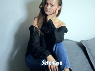 Selenaxo