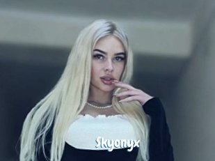 skyonyx Coquine Avenue