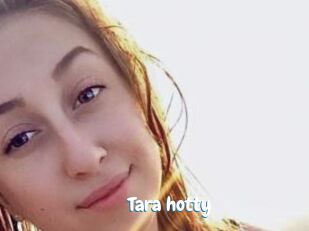 Tara_hotty