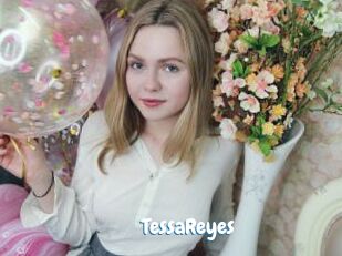 TessaReyes Coquine Avenue