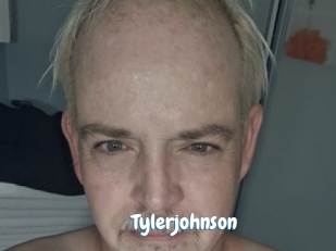 tylerjohnson Coquine Avenue