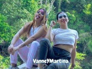 VanneYMartina Coquine Avenue