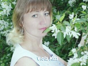Viola_Kiss_