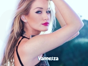 vannesza Coquine Avenue