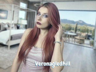 veronagledhill Coquine Avenue