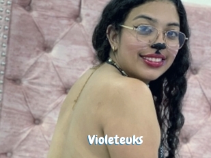 Violeteuks