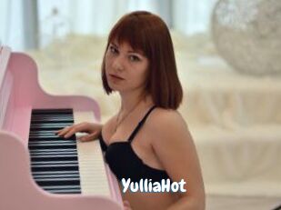 YulliaHot