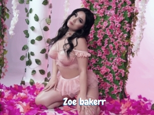 zoe_bakerr Coquine Avenue